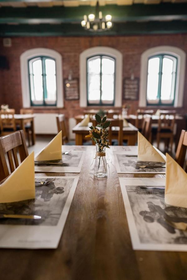 Na Kopečku AD 1795 - restaurace a penzion Dvůr Králové nad Labem Esterno foto